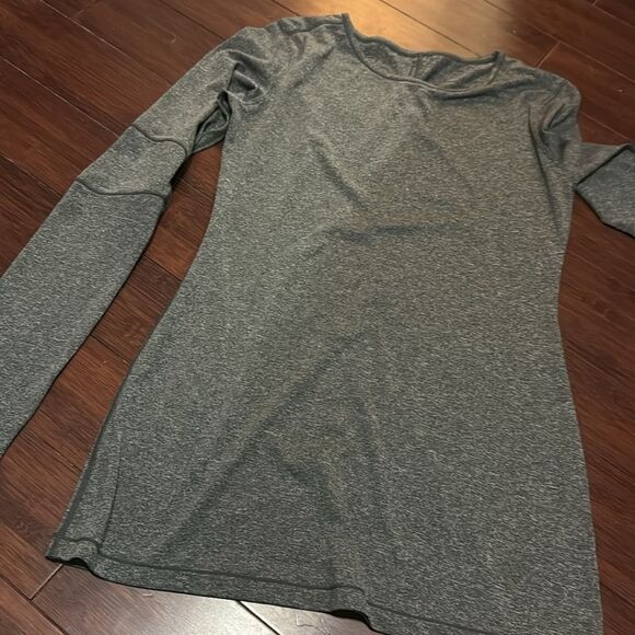 Gray Long Sleeve Athletic Shirt - Dri Fit Material - Size Small - Like New - Picture 2 of 2